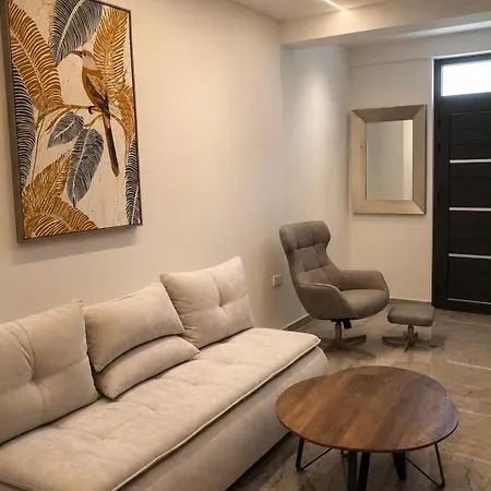 Dalia Maisonette